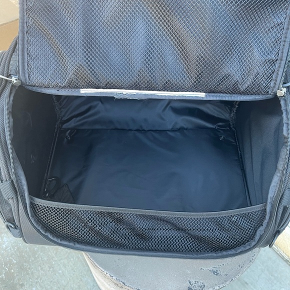 Harley Davidson Tail Bag and Rain Cover - Picture 16 of 16